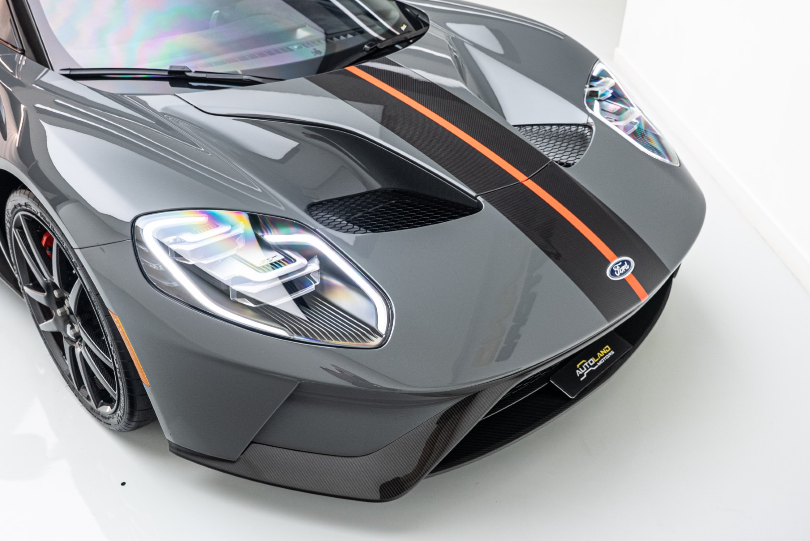 2021 FORD GT | CARBON SERIES | AKRAPOVIC EXHAUST